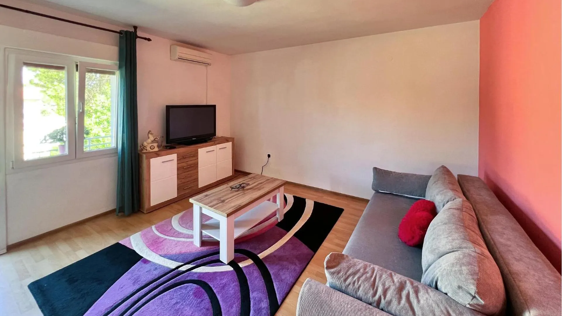 Nice Apartment In Pula With Wifi 0*,  קרואטיה